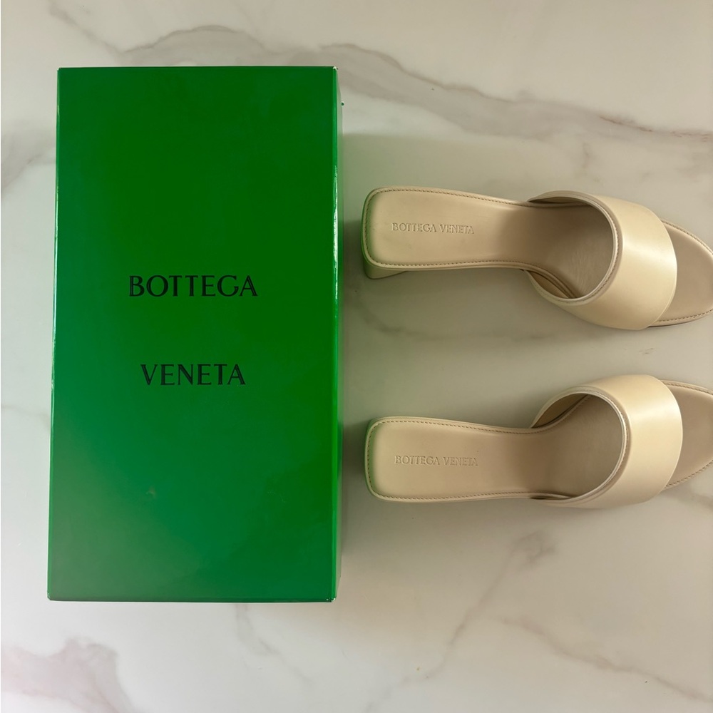 Bottega Veneta Cream Mules